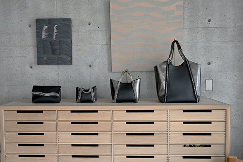BAGのサイズにお迷いの方必見！de coutureのサイズ比較 ～芦屋セレクトショップ AILA～