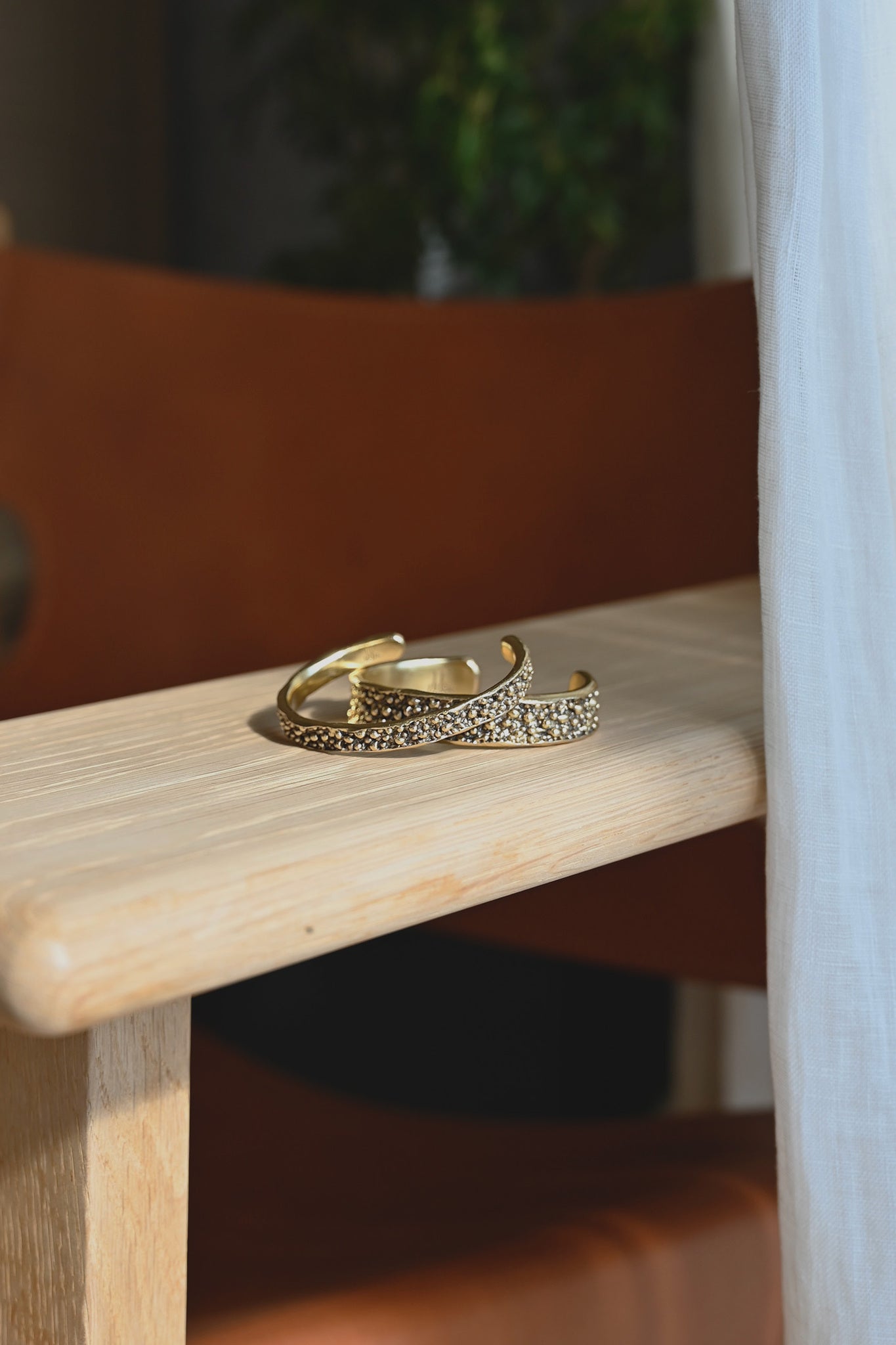 ダニエラデマルキ / Daniela de Marchi <br> Essere Collection <br>バングル（Bangle)［BR3351  OBR］