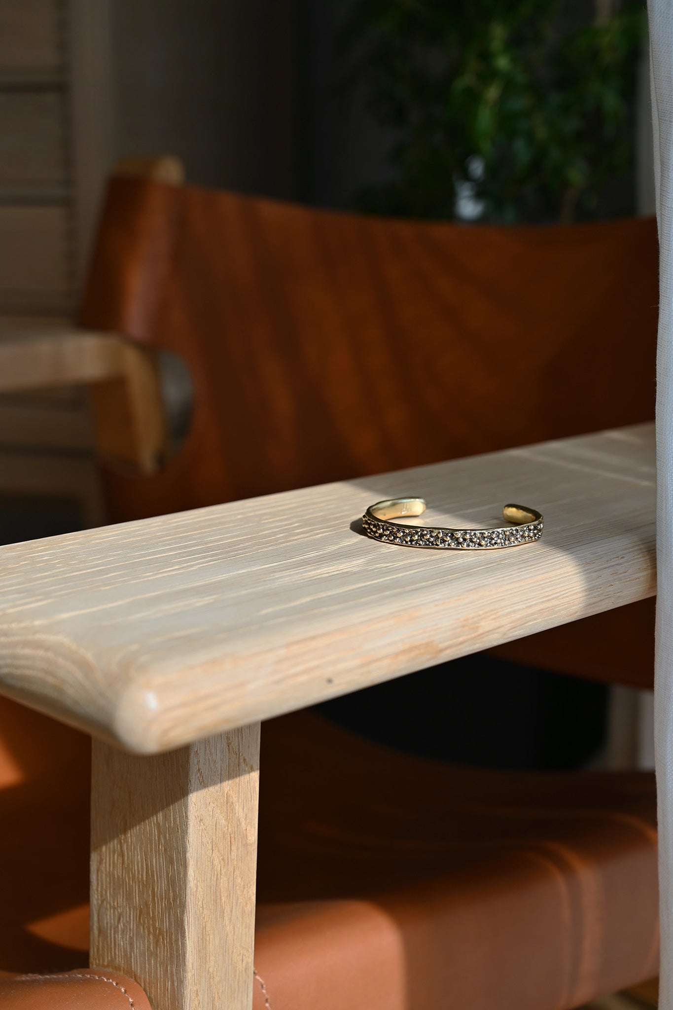 ダニエラデマルキ / Daniela de Marchi <br> Essere Collection <br>バングル（Bangle)［BR3351  OBR］