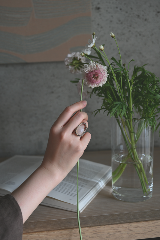 ダニエラデマルキ / Daniela de Marchi <br> Empatia Collection <br>リング（Ring)［AN0235 OVI ローズクオーツ］Free Size