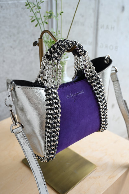 デ・クチュール/de Couture<br>2WAY チェーン レザー トートバッグ SSサイズ (ショルダーベルト付)<br>Violet Swede/Metalic Silver バイオレットスエード/メタリックシルバー