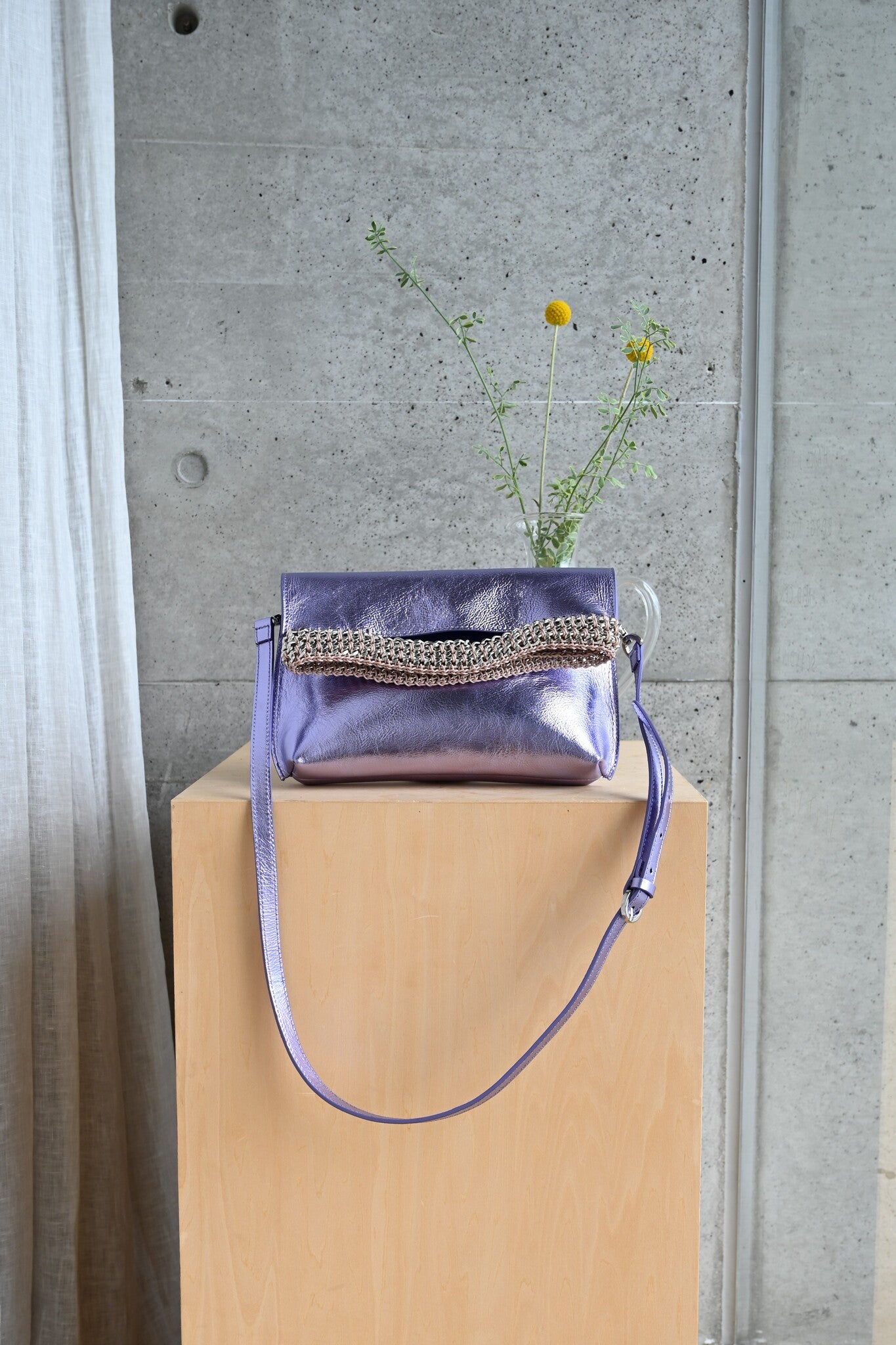 デ・クチュール/de Couture<br>クラッチバッグ（ショルダーベルト付） <br> Metalic Lavender  メタリックラベンダー