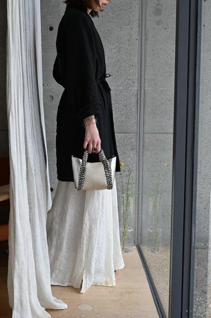 デ・クチュール/de Couture<br>2WAY チェーン レザー トートバッグ SSサイズ (ショルダーベルト付)<br>Ivory / Metalic Silver アイボリー/メタリックシルバー