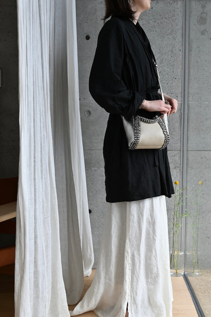 デ・クチュール/de Couture<br>2WAY チェーン レザー トートバッグ SSサイズ (ショルダーベルト付)<br>Ivory / Metalic Silver アイボリー/メタリックシルバー