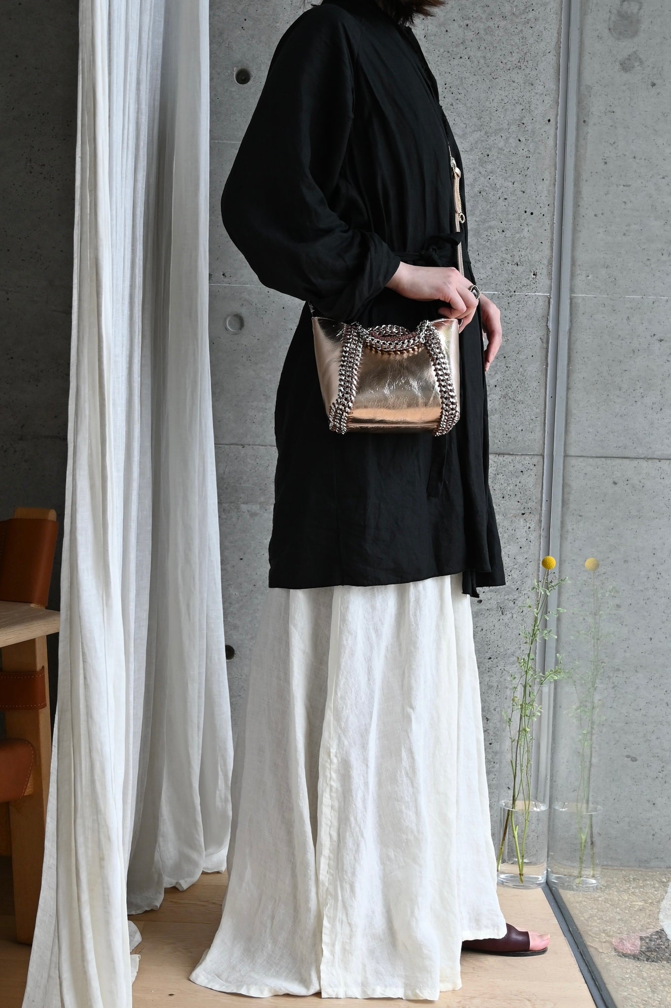 デ・クチュール/de Couture<br>2WAY チェーン レザー トートバッグ SSサイズ (ショルダーベルト付)<br>PinkGold ピンクゴールド