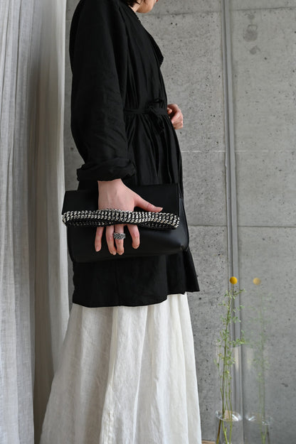 デ・クチュール/de Couture<br>クラッチバッグ（ショルダーベルト付） <br> Black ブラック