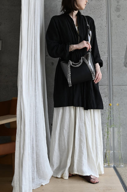 デ・クチュール/de Couture<br>2WAY チェーン レザー トートバッグ S size (ショルダー/ポーチ付)<br> Black /Metalic Brack ブラック/メタリックブラック （チェーン：シルバーカラー）