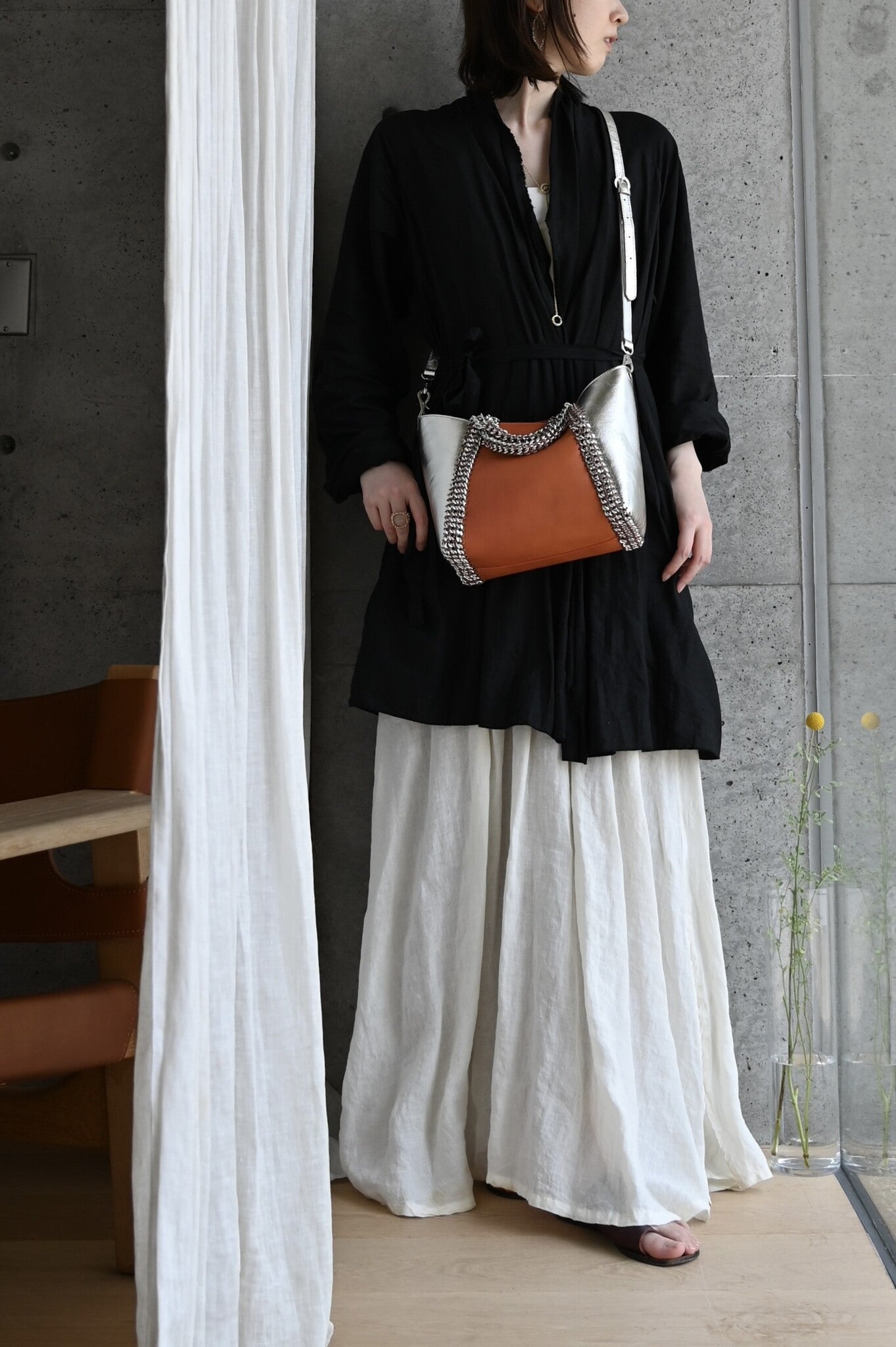 デ・クチュール/de Couture<br>2WAY チェーン レザー トートバッグ S size (ショルダー/ポーチ付)<br>  Rusty / Metalic Silver  ラスティ/メタリックシルバー