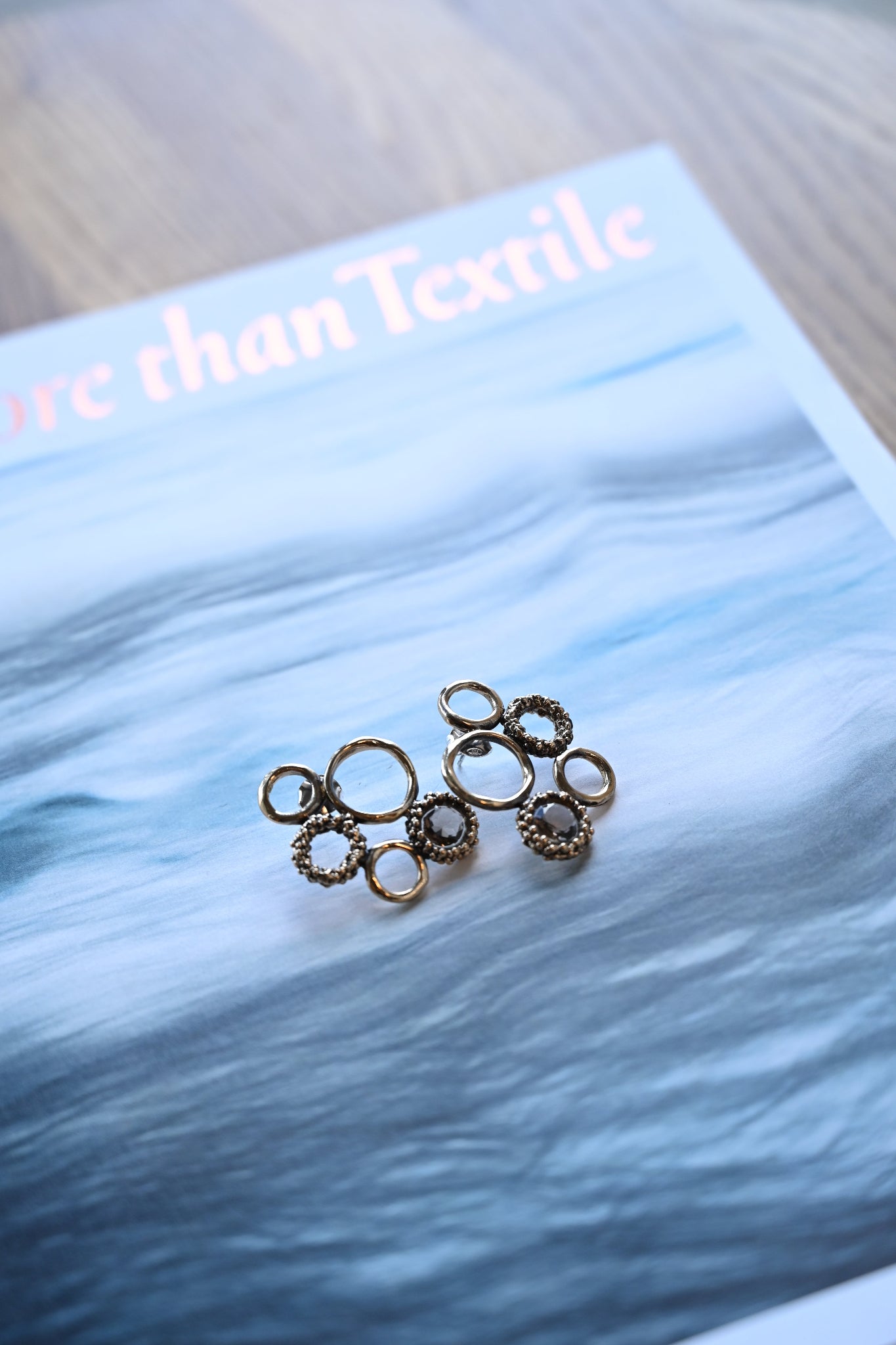 ダニエラデマルキ/Daniela de Marchi<br>Inclusion Collection<br> ピアス（Pieces）[OR1382 BBR スモーキークォーツ]