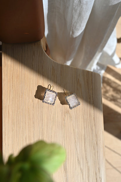 ダニエラデマルキ/Daniela de Marchi<br>Gatsby Collection <br>ピアス（Pierces）［OR1363 OVIO ローズクオーツ］