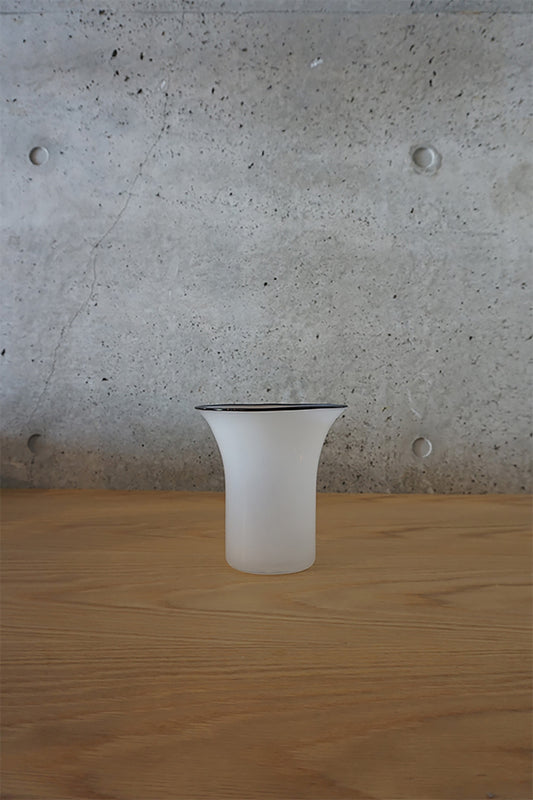 fresco<br>kasumi vase S / ivory